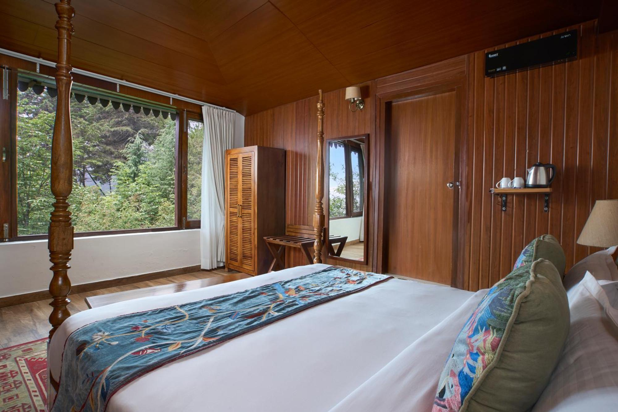 Larisa Resort Mussoorie Exteriör bild